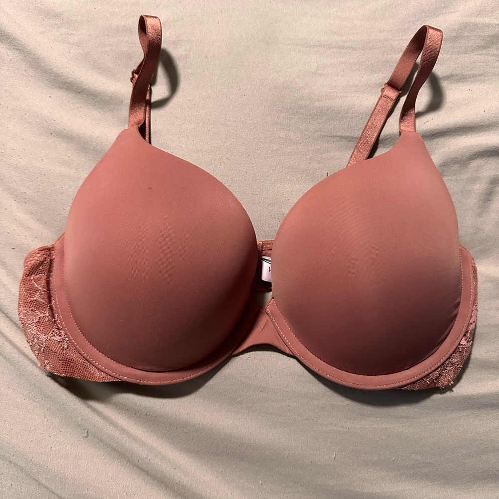 Victoria's Secret Pink T-Shirt Bra with Lace Trim